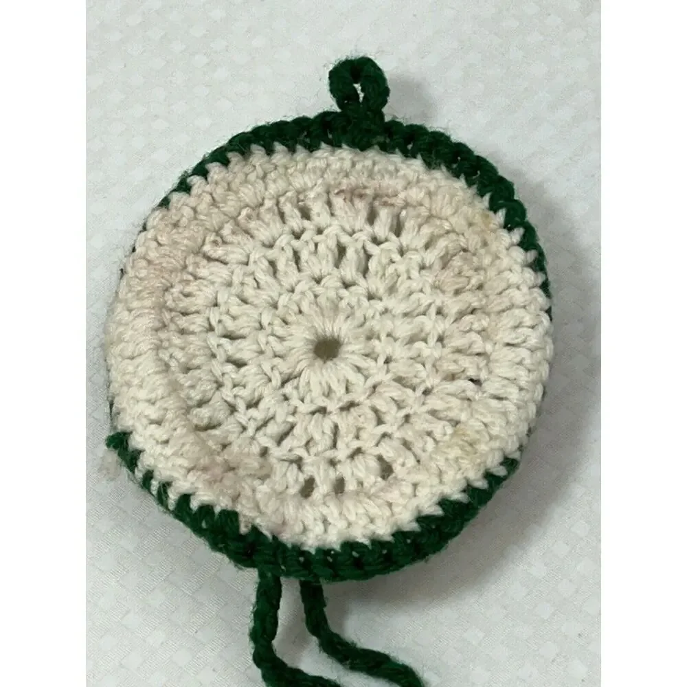VTG‎ Granny Cottage Core Holiday Christmas Plastic Santa Face Yarn Wall Hanger